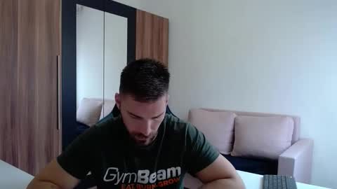 darius_94 online show from 10.28.25