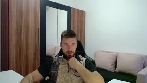 Snapshot of darius_94 chatting on 03.03.26 darius_94 online show from 03.03.26