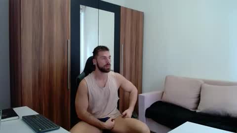 darius_94 online show from 06.03.26