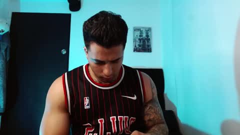 Darius Phoenix  online show from 11.14.25