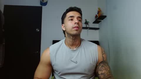 Darius Phoenix  online show from 11.27.25