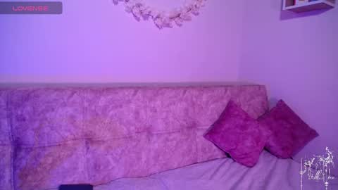 Snapshot of dark__nymph chatting on 11.20.25 Dark online show from 11.20.25