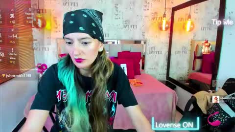 Snapshot of dark_dominika chatting on 02.19.26 dark_dominika online show from 02.19.26