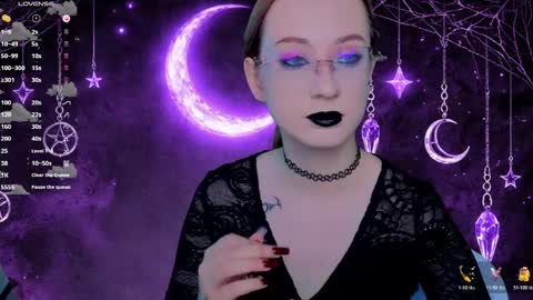 Lola online show from 04.11.26