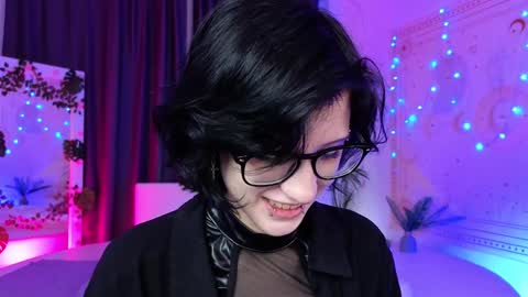 Vamp  online show from 12.22.24