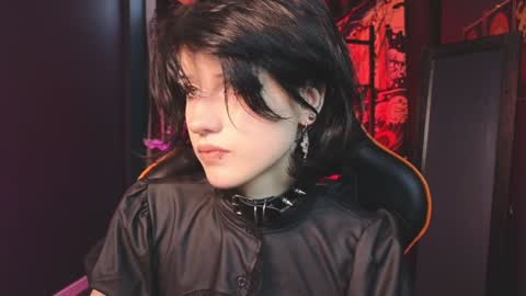 Vamp  online show from 01.22.25