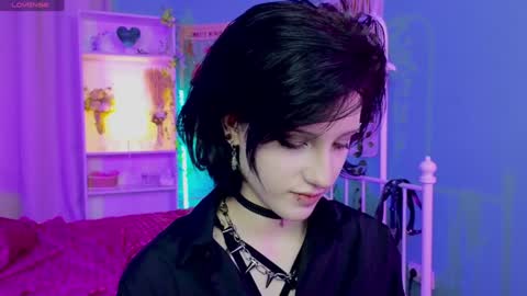 Vamp  online show from 01.23.25