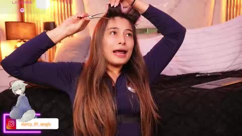 Angel Darcy  online show from 03.18.26