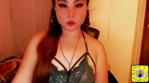 Snapshot of darkbirde chatting on 11.17.25 Rose Dawson online show from 11.17.25