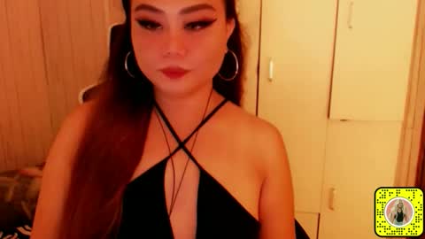 Snapshot of darkbirde chatting on 11.21.25 Rose Dawson online show from 11.21.25