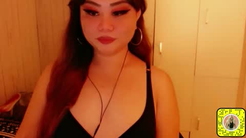 Snapshot of darkbirde chatting on 12.02.25 Rose Dawson online show from 12.02.25