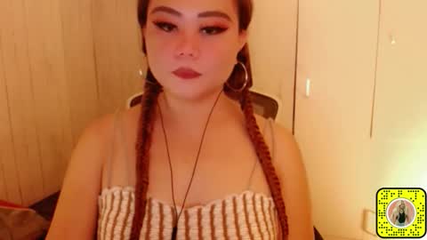 Snapshot of darkbirde chatting on 12.15.25 Rose Dawson online show from 12.15.25