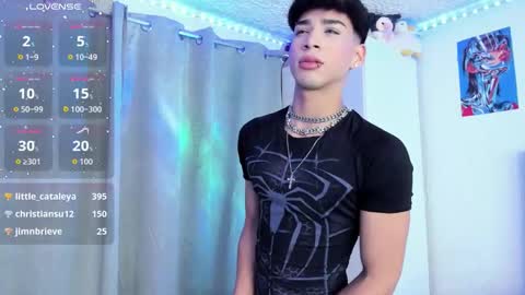 Snapshot of darkboy26_ chatting on 11.21.25 Blake online show from 11.21.25