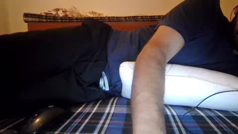 Snapshot of darkbud03 chatting on 06.11.26 just a guy online show from 06.11.26