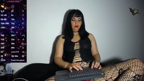 Snapshot of darkling_b chatting on 12.18.24 Camila online show from 12.18.24