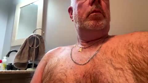 darknite083072 online show from 11.11.25