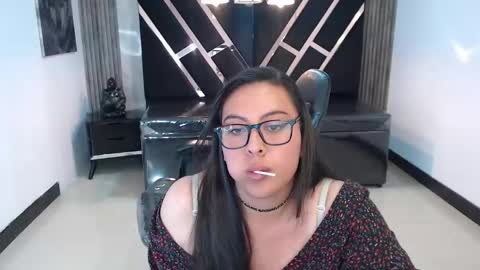 darknyx ch1 online show from 11.06.25