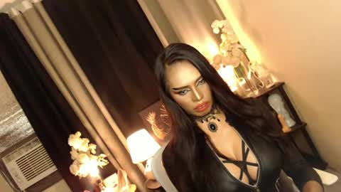 HAPPY BIRTHDAY MISTRESS MADRIANA online show from 03.08.25