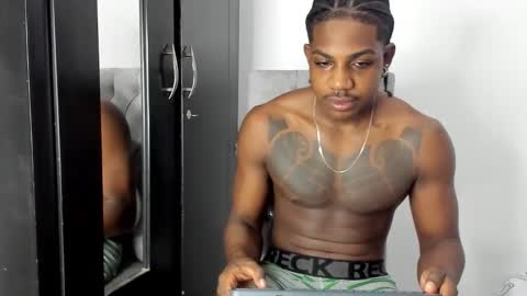 Snapshot of darktemp_ chatting on 02.25.26 Darktemp online show from 02.25.26