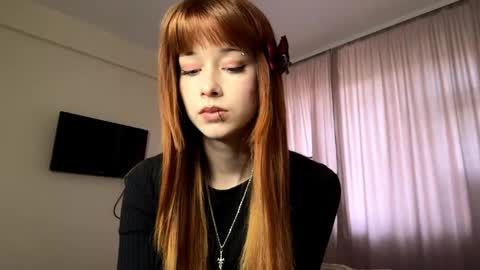 Lina online show from 04.30.26