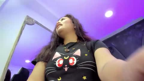 Darling online show from 12.19.25