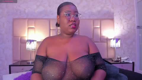 Snapshot of darnellqueen chatting on 12.09.24 Darnell Queen online show from 12.09.24