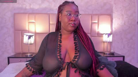 Snapshot of darnellqueen chatting on 01.05.25 Darnell Queen online show from 01.05.25