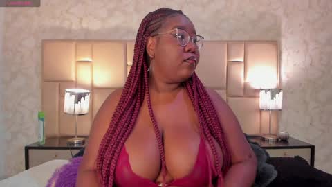 Snapshot of darnellqueen chatting on 01.10.25 Darnell Queen online show from 01.10.25