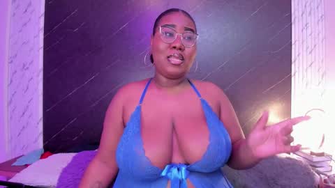 Snapshot of darnellqueen chatting on 09.15.25 Darnell Queen online show from 09.15.25