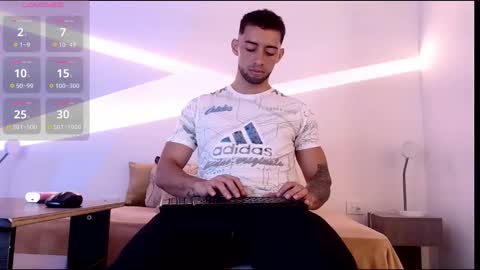 Snapshot of daron_66 chatting on 11.10.25 Kael online show from 11.10.25