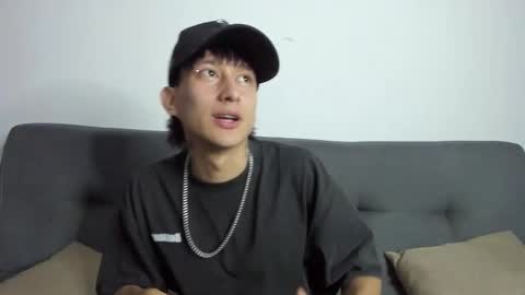 Snapshot of darsel_night chatting on 11.21.25 darsel_night online show from 11.21.25