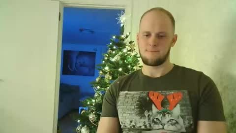 Snapshot of dartanjanas chatting on 12.26.24 Dario online show from 12.26.24