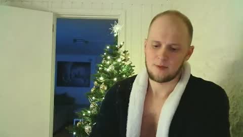 Snapshot of dartanjanas chatting on 01.01.25 Dario online show from 01.01.25