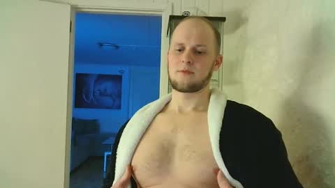 Snapshot of dartanjanas chatting on 01.17.25 Dario online show from 01.17.25