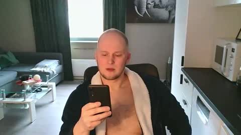 Snapshot of dartanjanas chatting on 02.15.26 Dario online show from 02.15.26