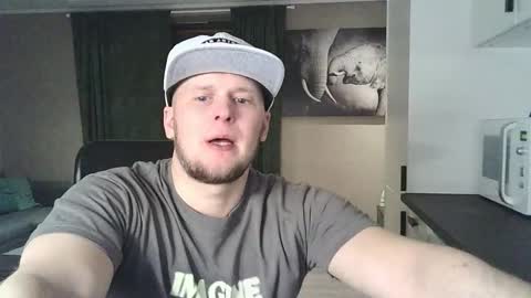 Snapshot of dartanjanas chatting on 02.21.26 Dario online show from 02.21.26