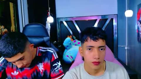 darwinandbrayan online show from 11.12.25