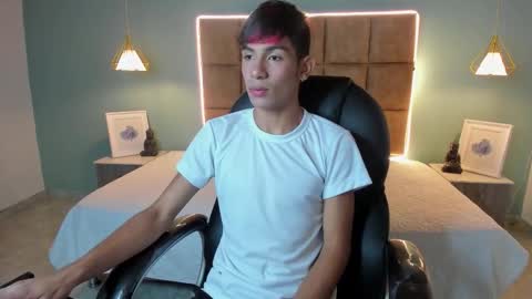 angel online show from 11.21.25