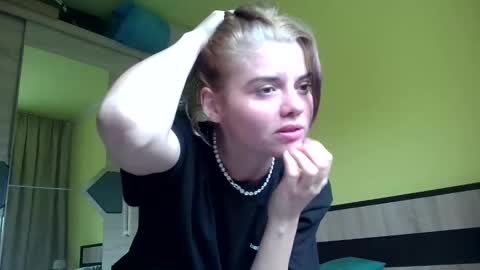 Cassie and Dave online show from 12.02.25