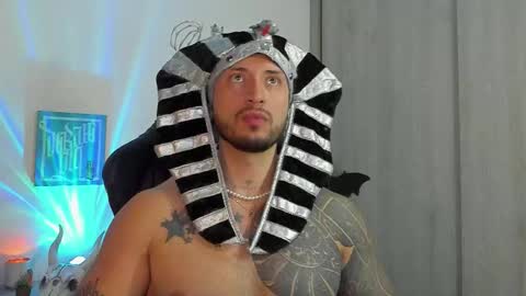 DAVE MAX online show from 10.31.25