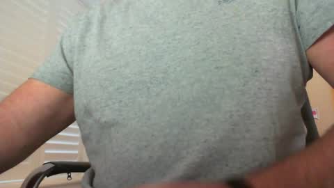 davesu12345 online show from 10.22.25