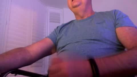 davesu12345 online show from 12.15.25