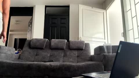 Snapshot of davgostoso chatting on 02.27.25 Dave y Salvatore online show from 02.27.25