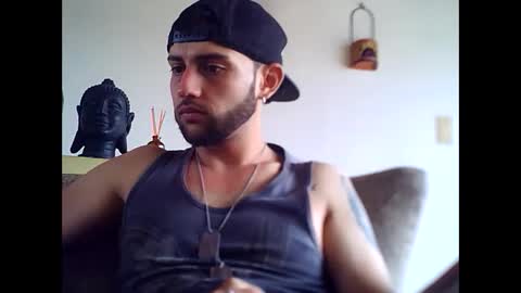 Snapshot of david23vergota chatting on 10.20.25 david23vergota online show from 10.20.25