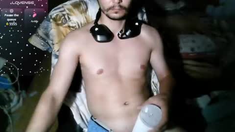 Snapshot of david337607 chatting on 07.18.26 david337607 online show from 07.18.26