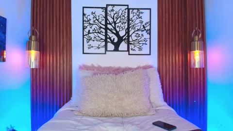 Snapshot of david_banks_ chatting on 02.12.26 David online show from 02.12.26