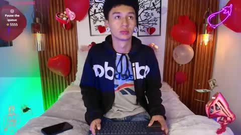 Snapshot of david_banks_ chatting on 02.17.26 David online show from 02.17.26