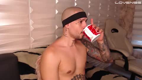 David col11 online show from 11.03.25