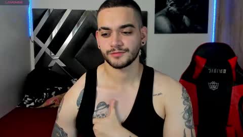 Snapshot of david_franco1 chatting on 02.18.25 Twitter davidsanctum online show from 02.18.25