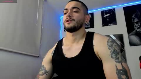 Snapshot of david_franco1 chatting on 02.19.25 Twitter davidsanctum online show from 02.19.25